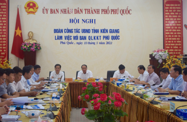 Toàn cảnh buổi làm việc về phương án quy hoạch chung của TP. Phú Quốc, tỉnh Kiên Giang - Ảnh: KG.