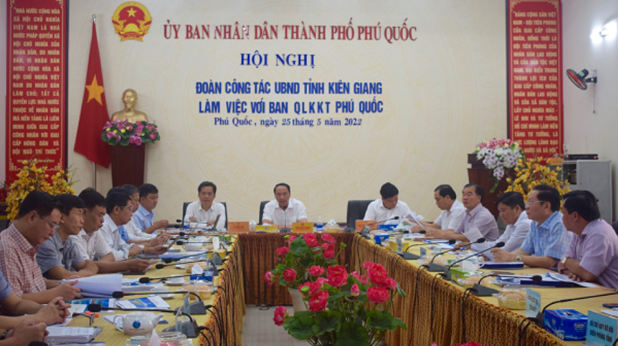 Toàn cảnh buổi làm việc về phương án quy hoạch chung của TP. Phú Quốc, tỉnh Kiên Giang - Ảnh: KG.