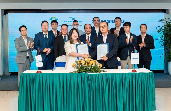 Tân Á Đại Thành và Samsung Vina kí kết thỏa thuận hợp tác chiến lược